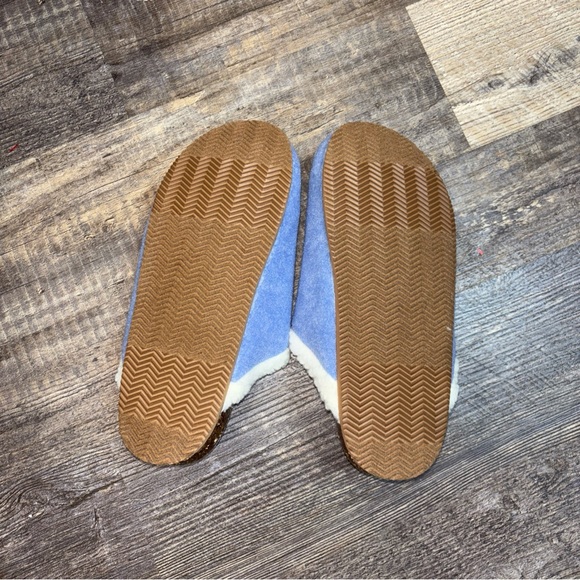 Lands’ End Blue Puffin Bird Sherpa Lined Faux Fur Slip On Slippers Women's 9 - Picture 5 of 5